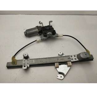 ELEVALUNAS TRASERO...