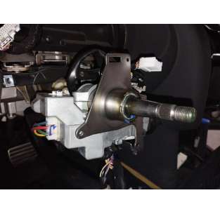 COLUMNA DIRECCION NISSAN...