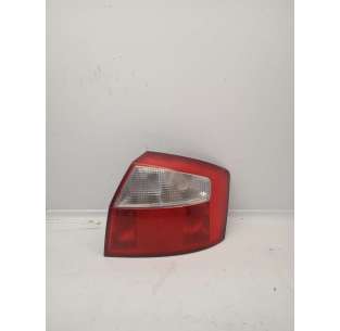PILOTO TRASERO DERECHO AUDI...