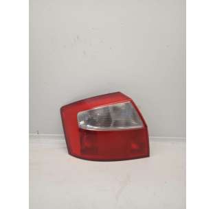 PILOTO TRASERO IZQUIERDO...