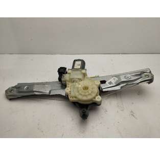 ELEVALUNAS TRASERO...