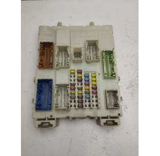 CAJA RELES / FUSIBLES FORD...