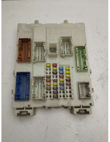 CAJA RELES / FUSIBLES FORD FOCUS...