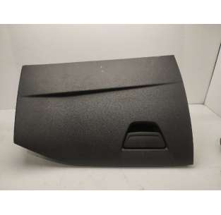 GUANTERA FORD FOCUS BERLINA...