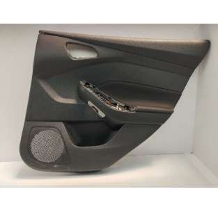 GUARNECIDO PUERTA TRASERA...