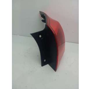 PILOTO TRASERO DERECHO... 2