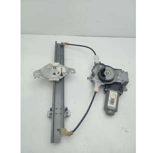 ELEVALUNAS TRASERO...