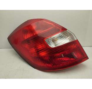 PILOTO TRASERO IZQUIERDO...