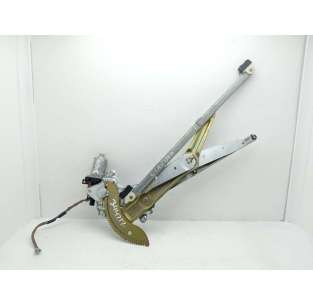 ELEVALUNAS DELANTERO...