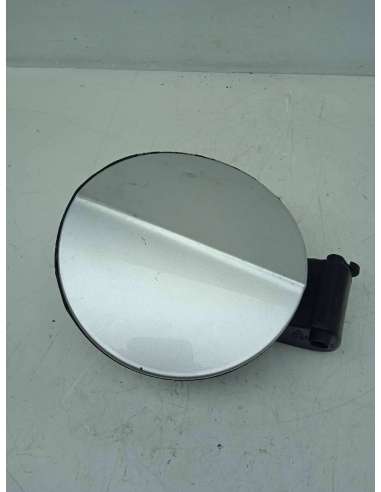 TAPA EXTERIOR COMBUSTIBLE AUDI A3...