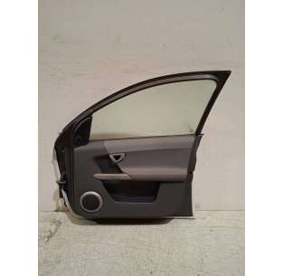 PUERTA DELANTERA DERECHA... 2