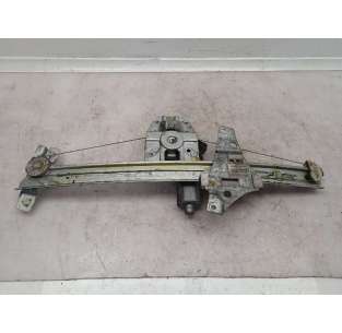 ELEVALUNAS DELANTERO... 2