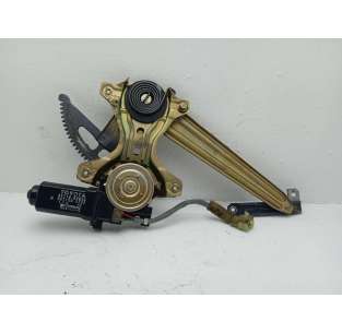 ELEVALUNAS TRASERO...