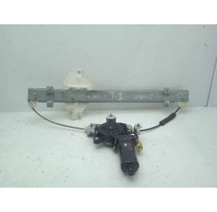 ELEVALUNAS TRASERO...