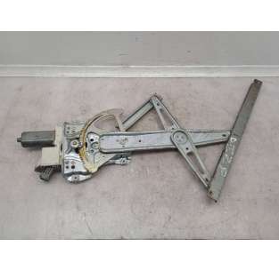 ELEVALUNAS DELANTERO...