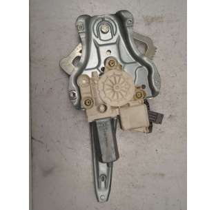 ELEVALUNAS TRASERO...