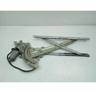 ELEVALUNAS TRASERO DERECHO...