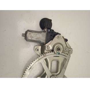 ELEVALUNAS DELANTERO... 2