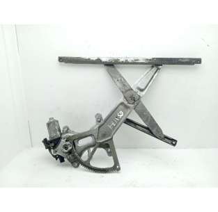 ELEVALUNAS DELANTERO...