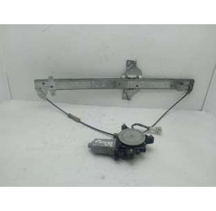 ELEVALUNAS DELANTERO...