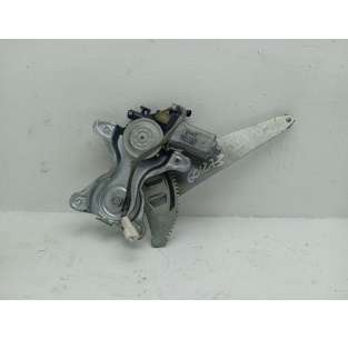 ELEVALUNAS TRASERO DERECHO...