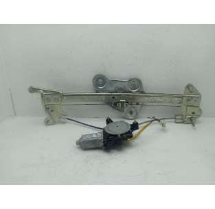 ELEVALUNAS DELANTERO...