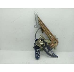 ELEVALUNAS TRASERO...