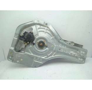 ELEVALUNAS TRASERO...