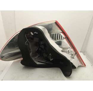 PILOTO TRASERO DERECHO... 2