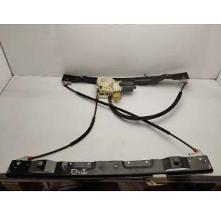 ELEVALUNAS DELANTERO...