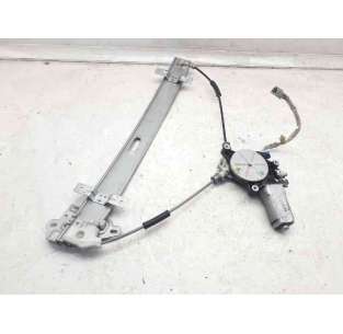 ELEVALUNAS DELANTERO...