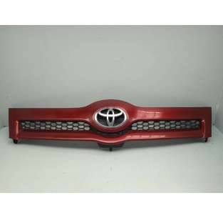 REJILLA DELANTERA TOYOTA...