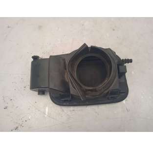 TAPA EXTERIOR COMBUSTIBLE... 2