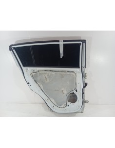Recambio de puerta trasera izquierda para kia sportage drive 4x2 referencia OEM IAM 770033W000 COLOR BLANCO  2