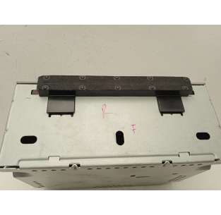 SISTEMA AUDIO / RADIO CD -... 2