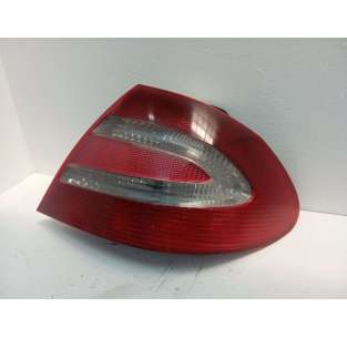 PILOTO TRASERO DERECHO... 2