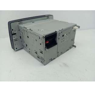 SISTEMA AUDIO / RADIO CD -... 2