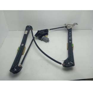 ELEVALUNAS DELANTERO...