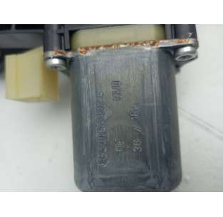 ELEVALUNAS DELANTERO... 2