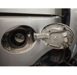 TAPA EXTERIOR COMBUSTIBLE... 2