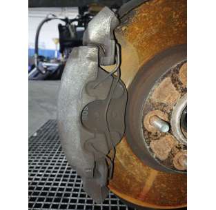 PINZA DE FRENO DELANTERA...