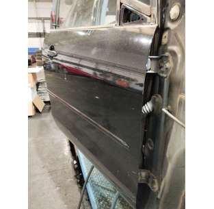 PUERTA DELANTERA DERECHA... 2