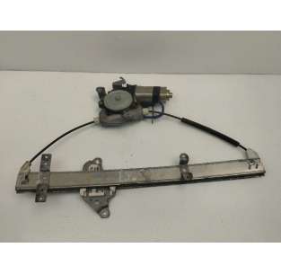 ELEVALUNAS DELANTERO...