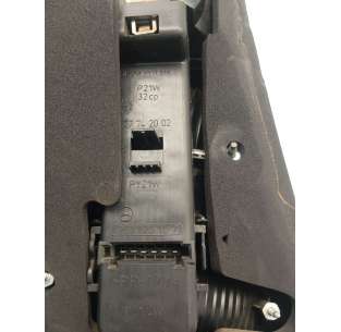 PILOTO TRASERO DERECHO... 2