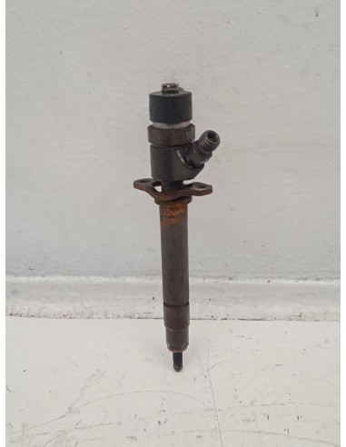 Recambio de inyector para volvo s60 i (384) d5 referencia OEM IAM 0445110028  