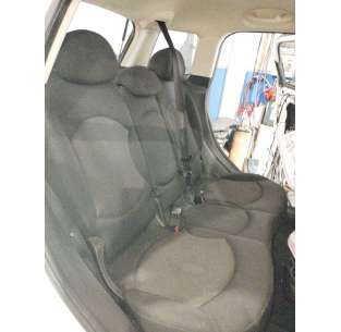 ASIENTOS TRASEROS MINI... 2