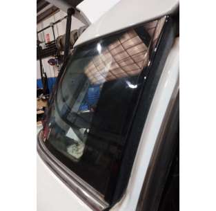 LUNA CUSTODIA TRASERA... 2