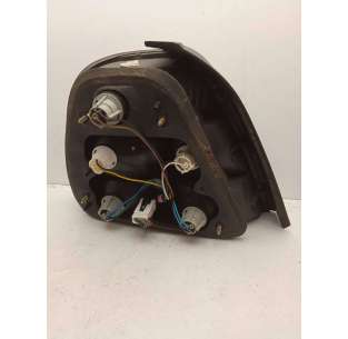 PILOTO TRASERO DERECHO... 2