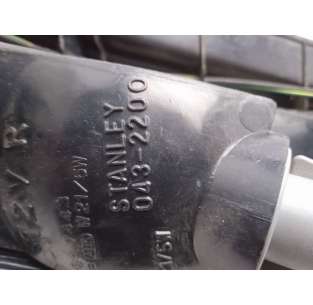 PILOTO TRASERO DERECHO... 2