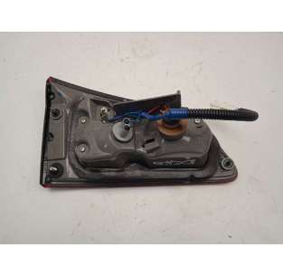 PILOTO TRASERO DERECHO... 2